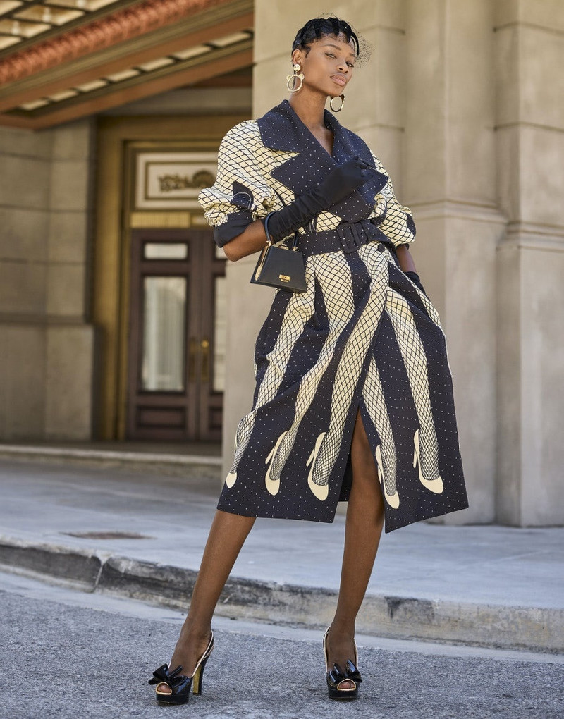 DANCER'S LEGS COAT 5