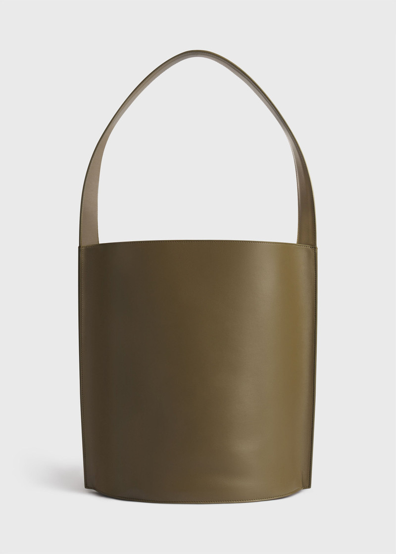 CO Bucket Tote Bag in Leather outlook