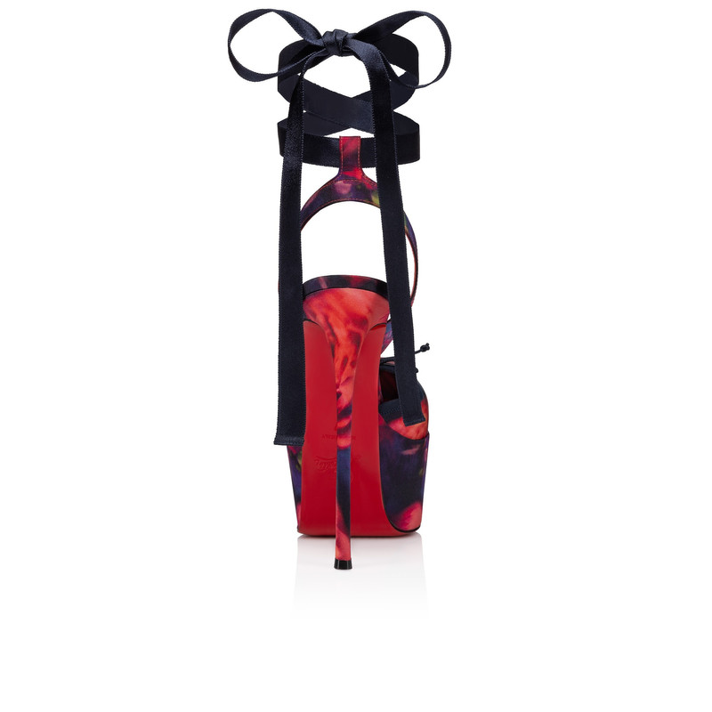 Cassia Lace Up Alta 4