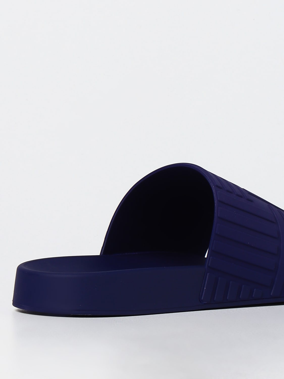 Bottega Veneta rubber slides - 3