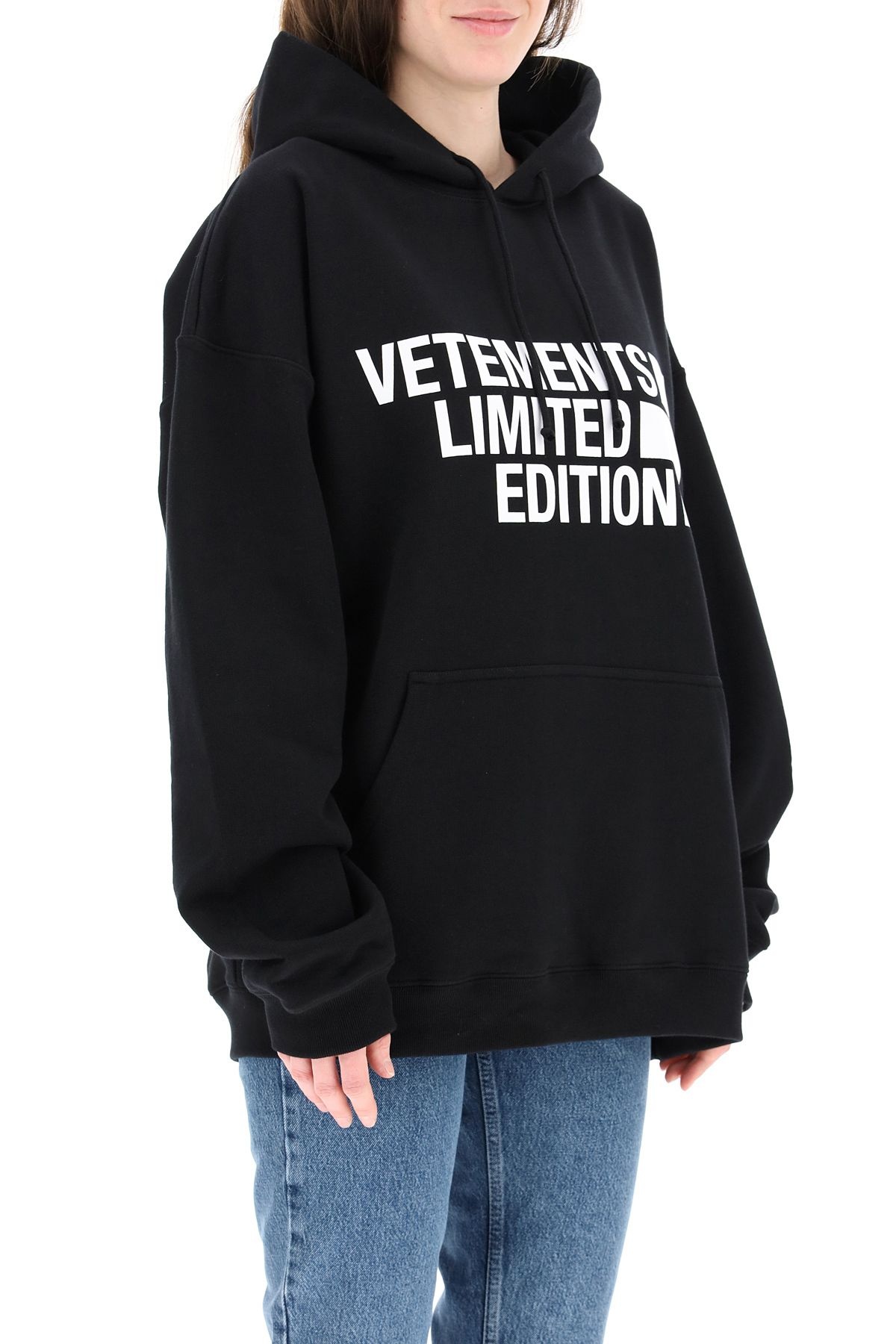 LIMITED EDITION LOGO PRINT OVERSIZED SWEATSHIRT - 3