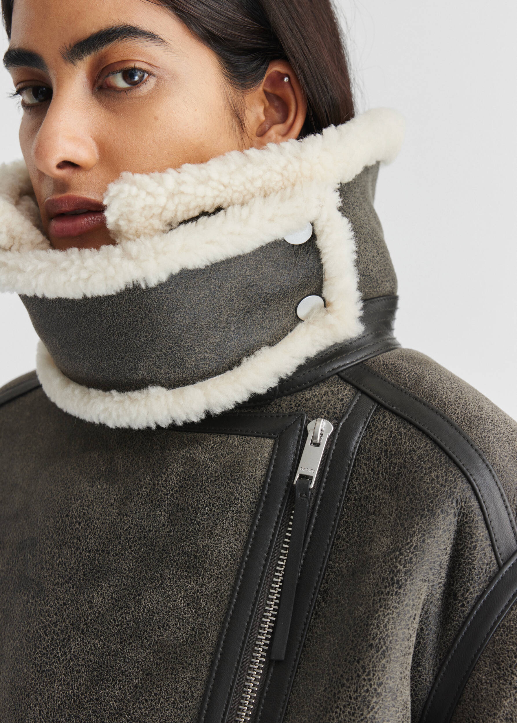 Horizon Shearling Jacket - 5
