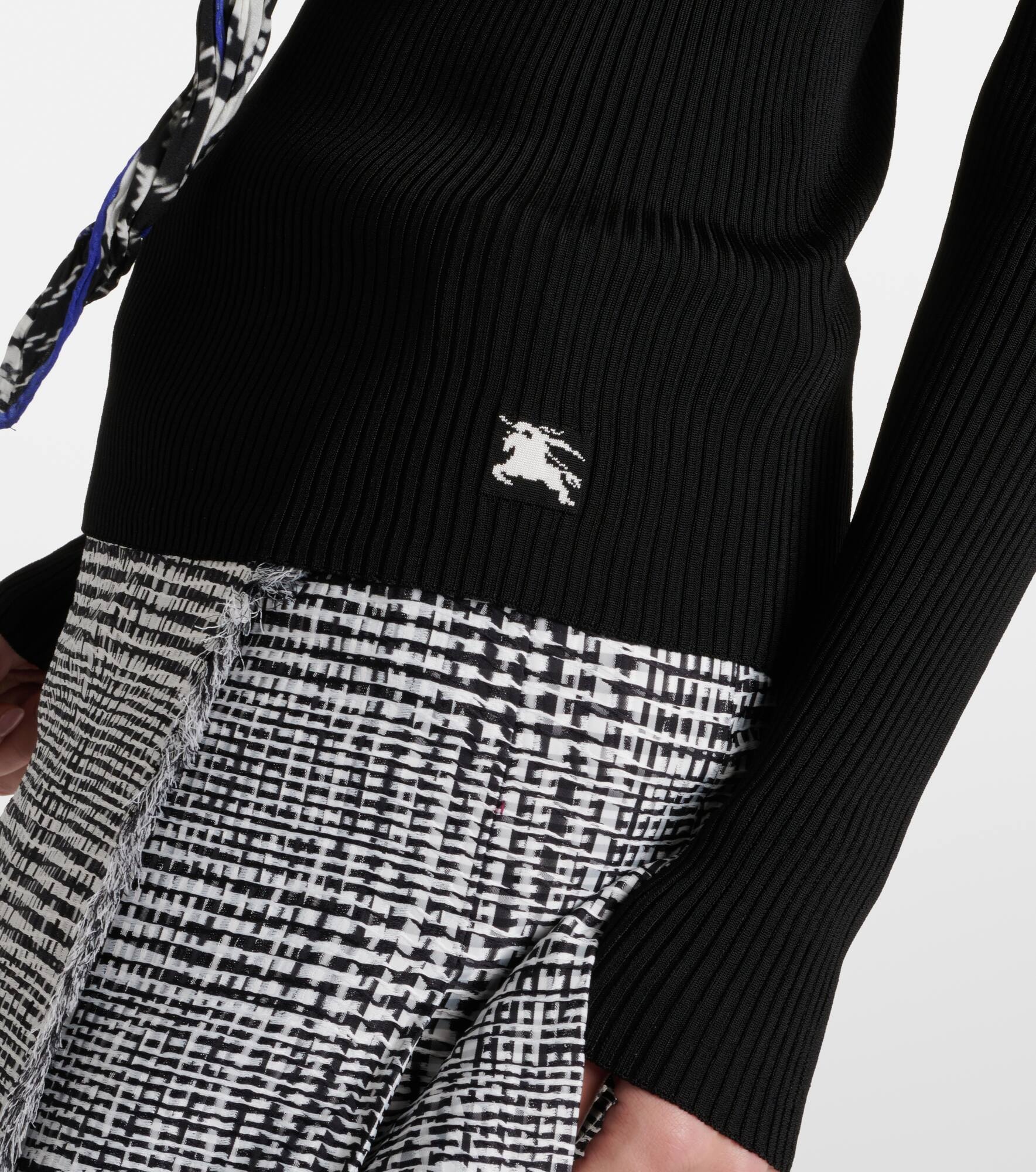 Scarf-detail ribbed-knit sweater - 5