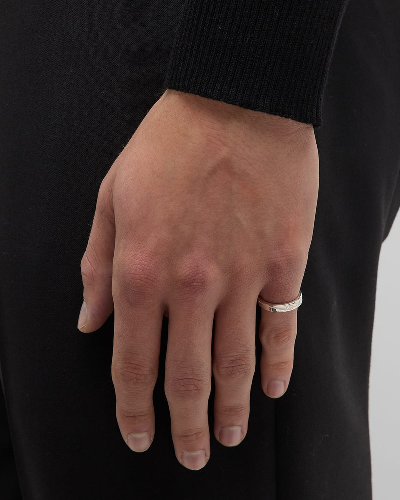 GUCCI Men's Diagonal Interlocking G Ring, 4mm outlook