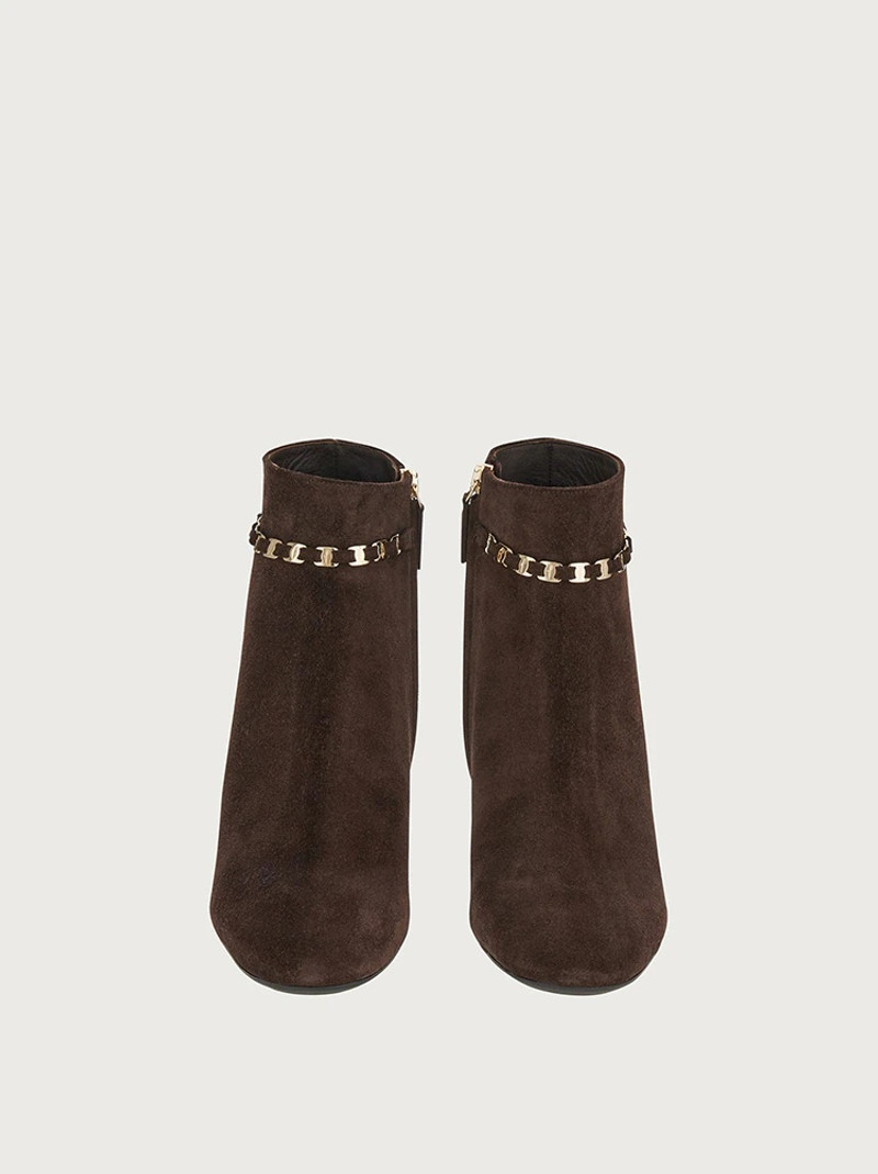 FERRAGAMO VARA CHAIN ANKLE BOOT outlook