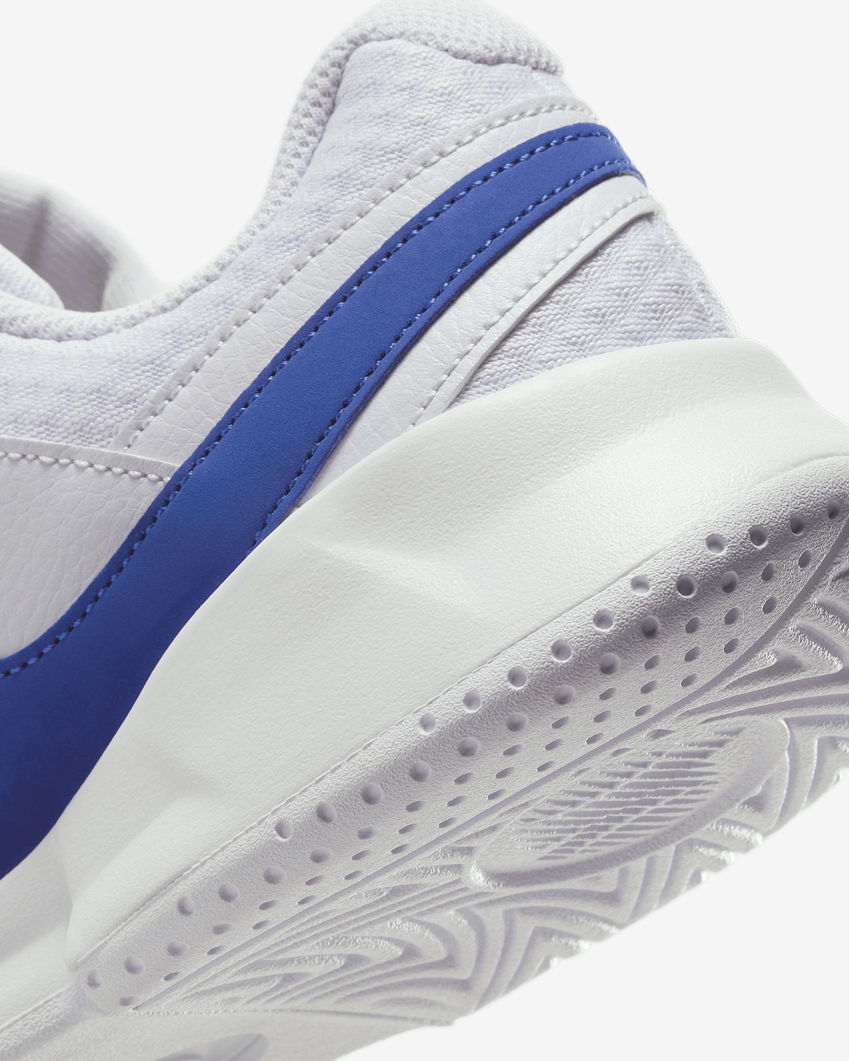NikeCourt Lite 4 Women's Tennis Shoes - 8