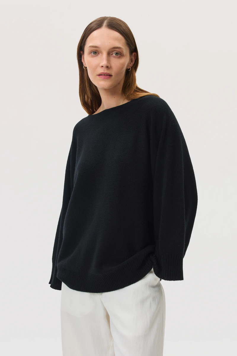 Cashmere Cape Black Jumper 1