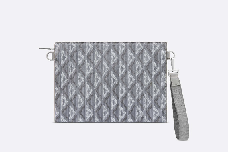 Dior Pouch outlook