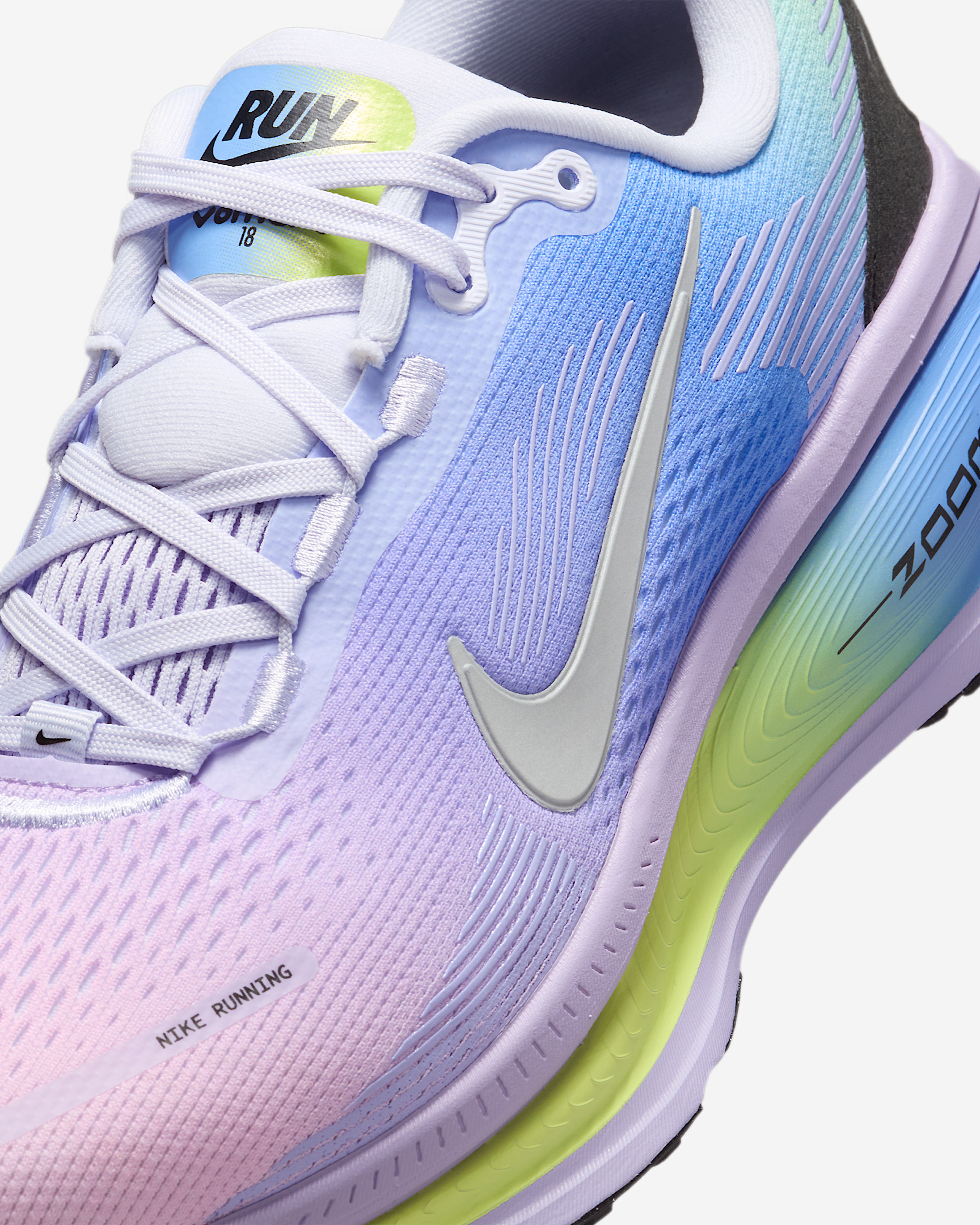 Nike Vomero 18 SE Women's Road Running Shoes - 7
