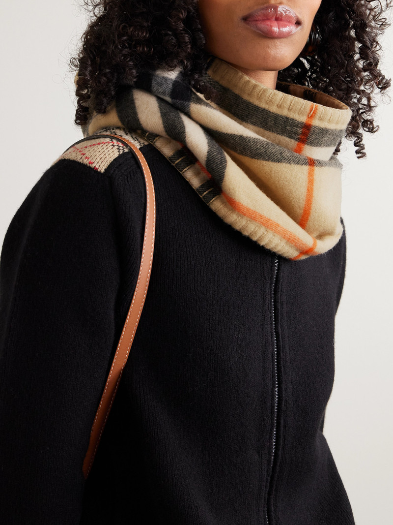 Burberry Checked Cashmere Snood outlook