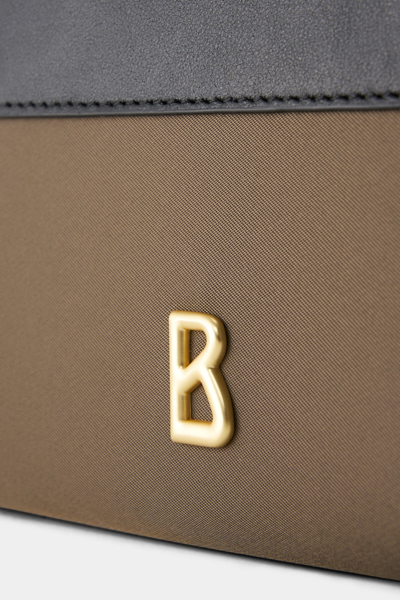 Onex Norah Wallet in Olive green/Black - 5