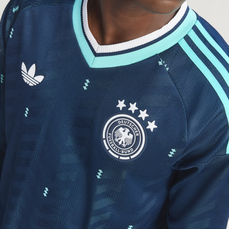 Germany 26 Away Authentic Long Sleeve Jersey 10