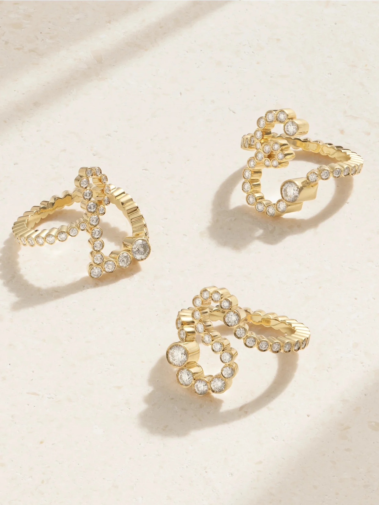 Ensemble Letter 18-karat Gold Diamond Ring - 1