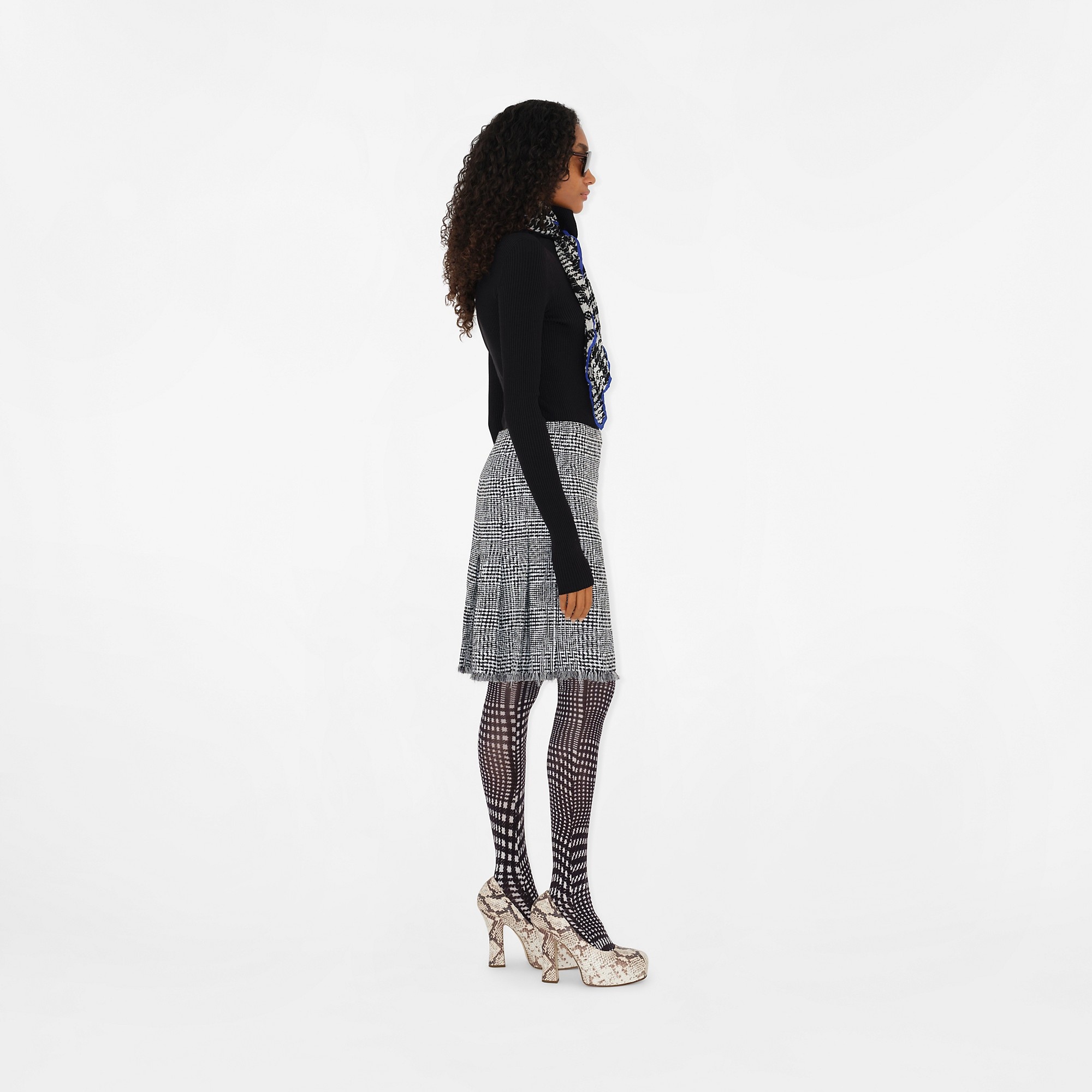 Warped Houndstooth Nylon Kilt - 3