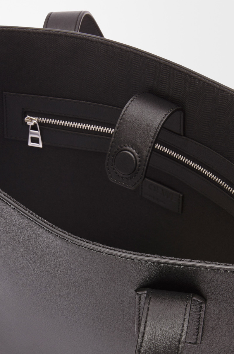 Buckle Horizontal Tote in classic calfskin 4