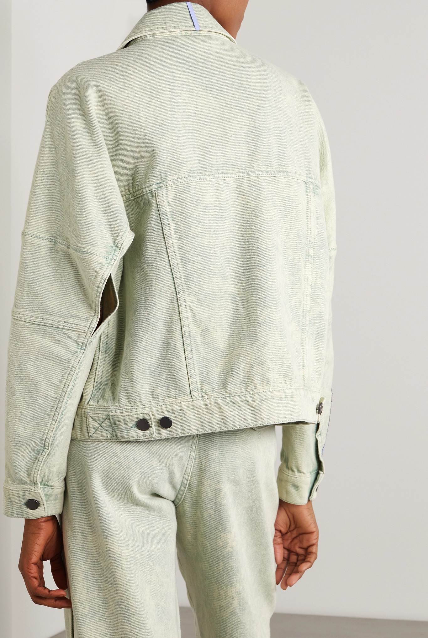 Oversized cutout acid-wash denim jacket - 4