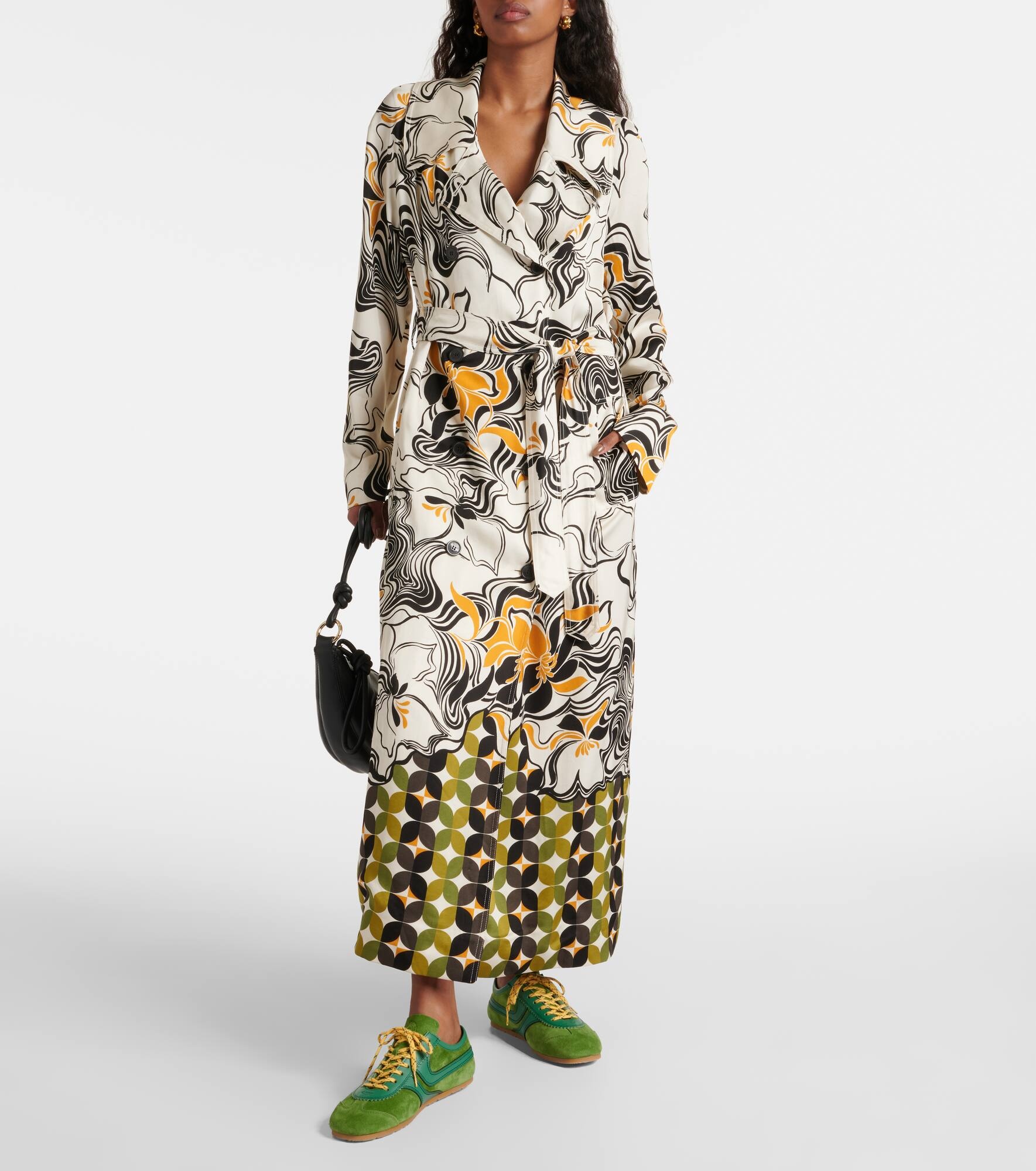 Printed double-breasted satin coat - 7