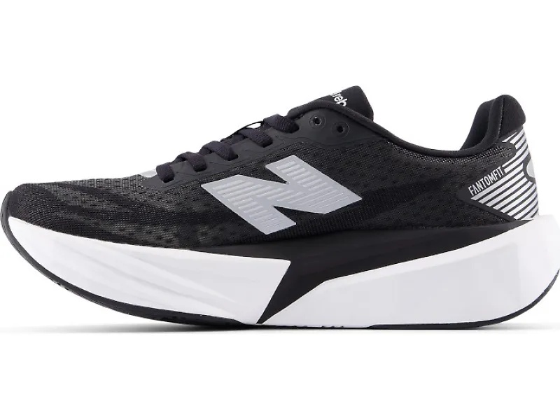 New Balance FuelCell Rebel v5 - 2