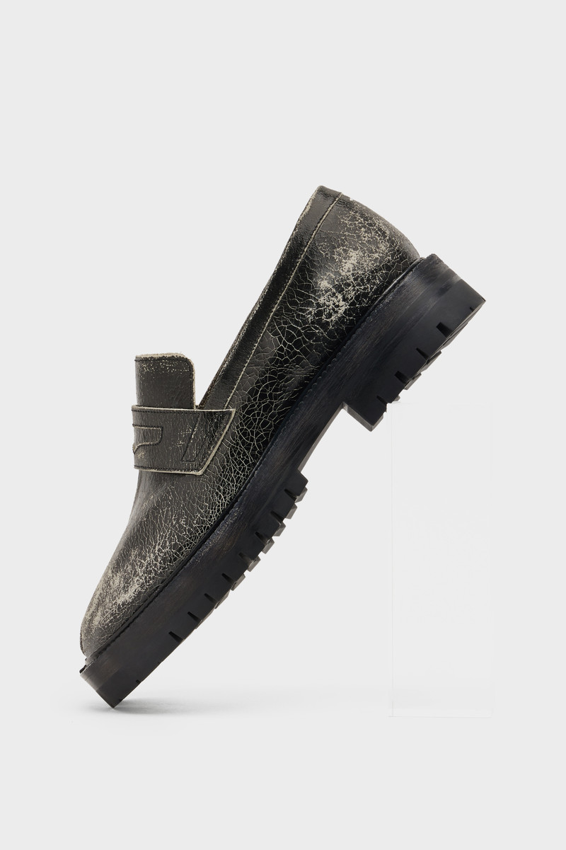 Maison Margiela Tabi county loafer outlook