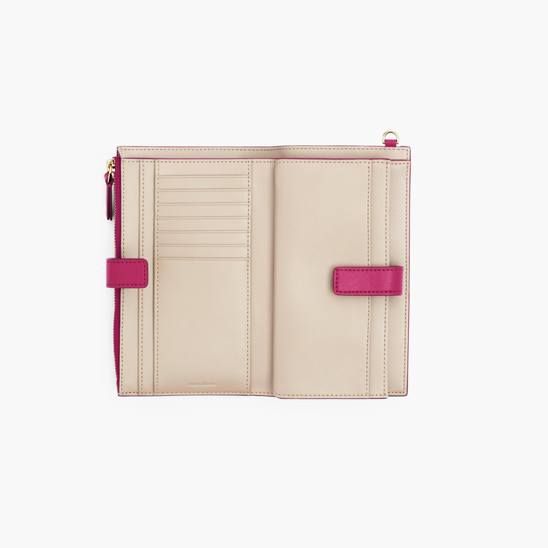 Marc Jacobs THE PHONE WRISTLET outlook