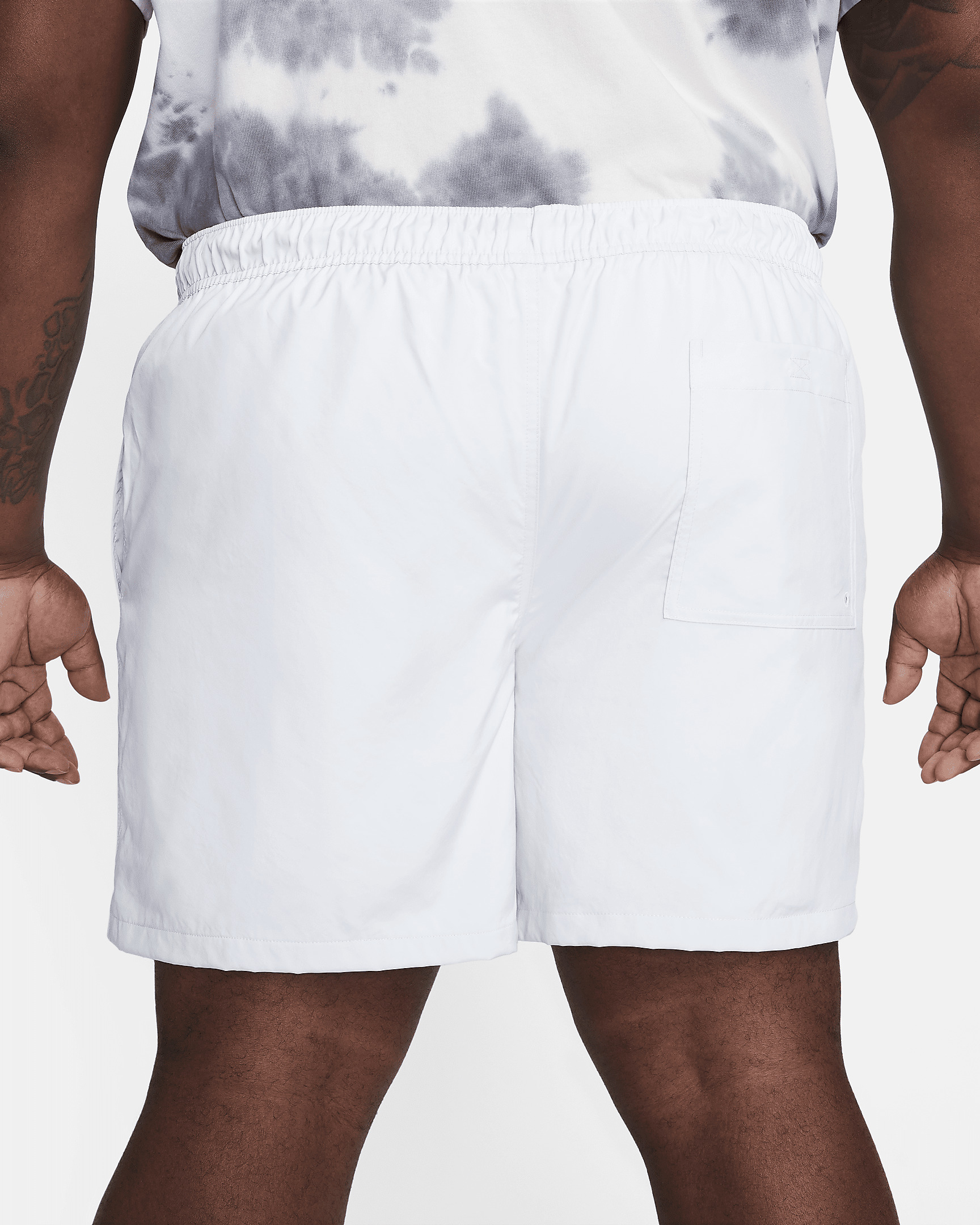 Nike Club Men's Woven Flow Shorts - 9