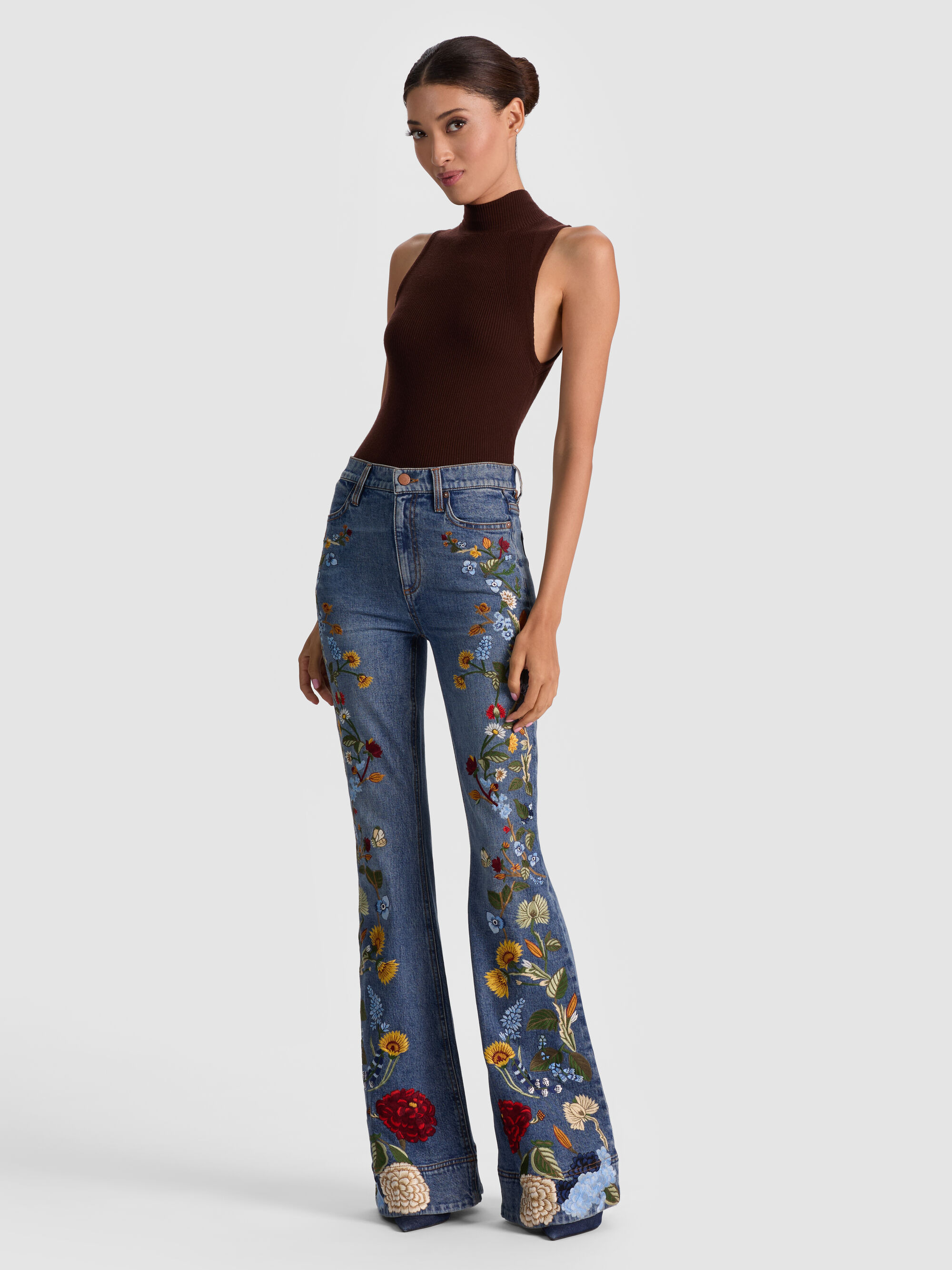 BEAUTIFUL EMBROIDERED JEAN - 5