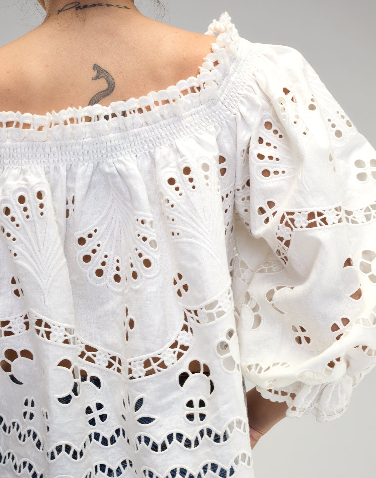 Eva Embroidered Linen Blouse - 6