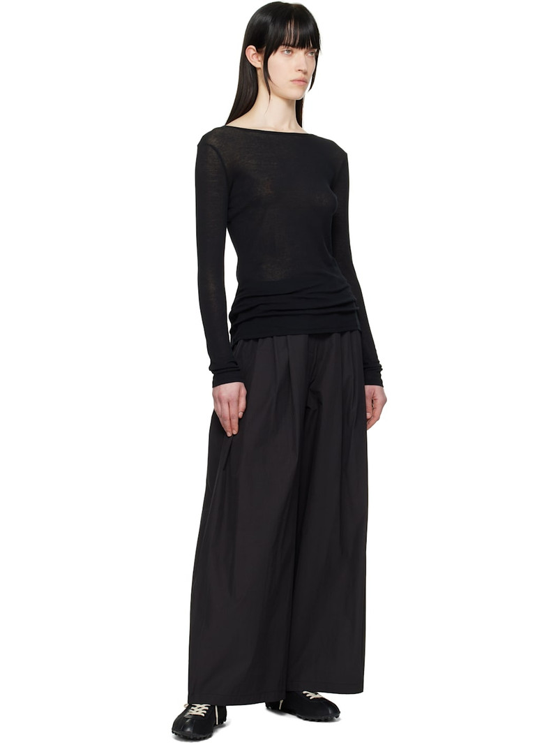 AMOMENTO Black Three Tuck Banding Trousers outlook