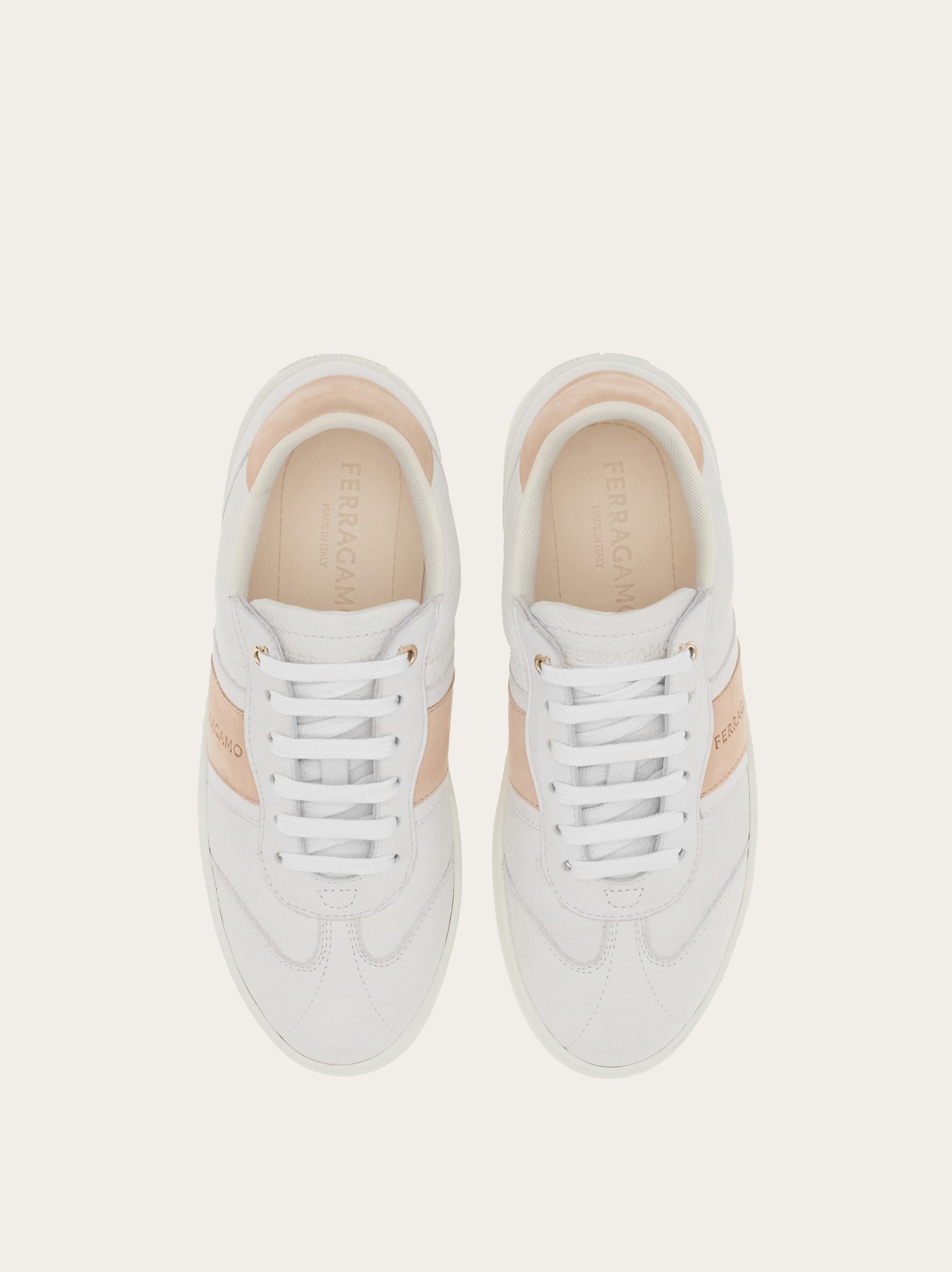 Low-top sneaker with logo - 2