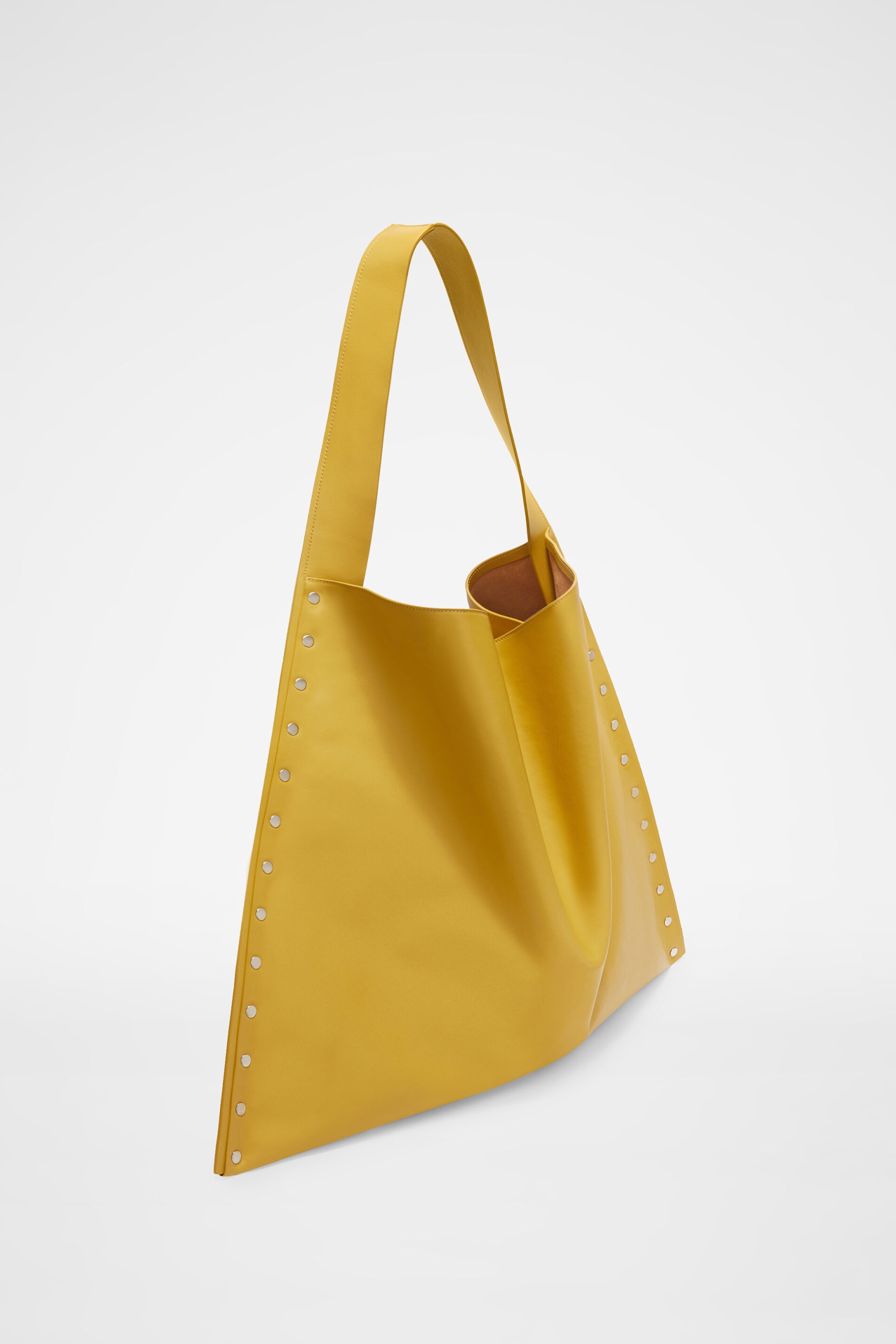 Rivet Border Tote - 2