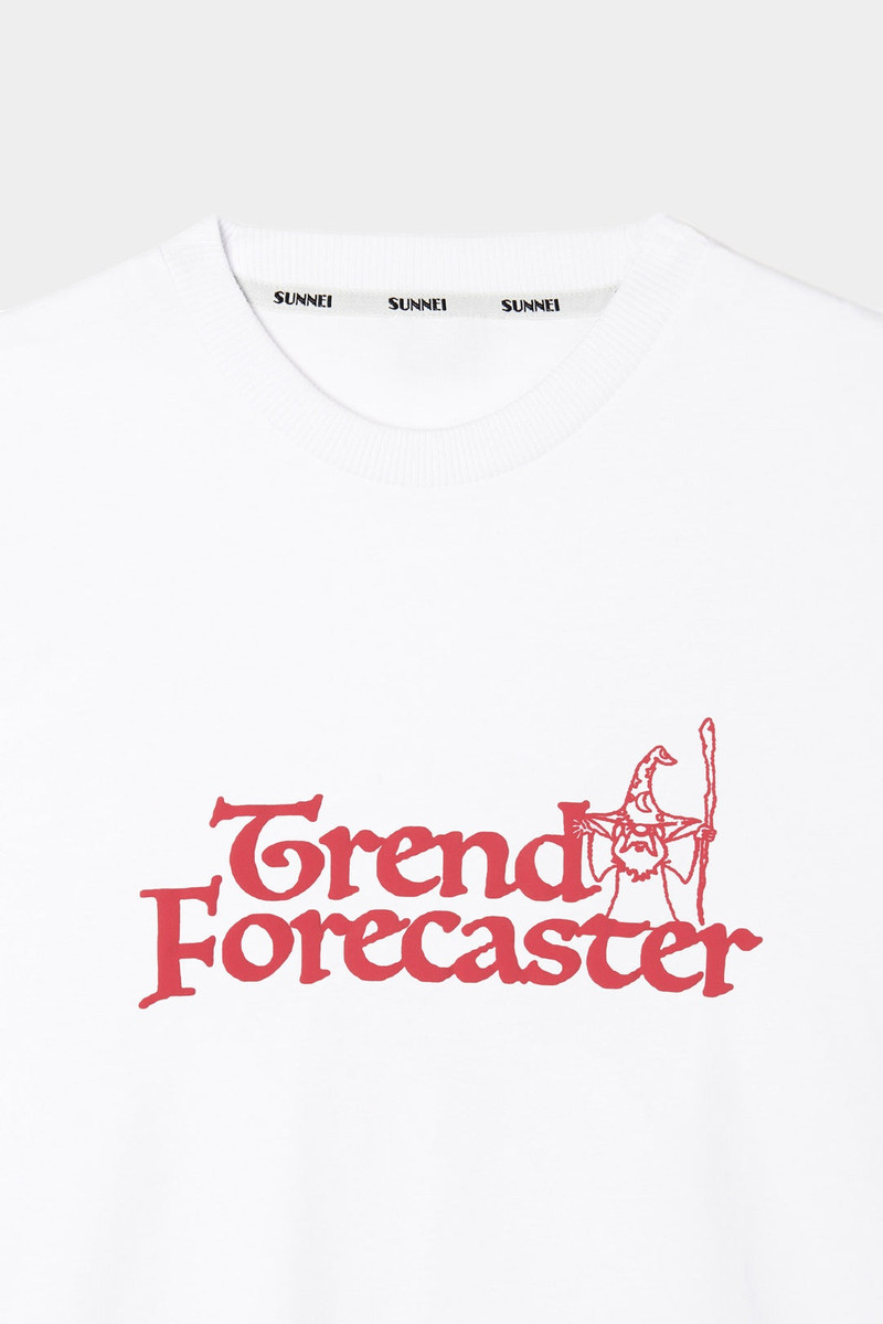 SUNNEI TREND FORECASTER T-SHIRT outlook