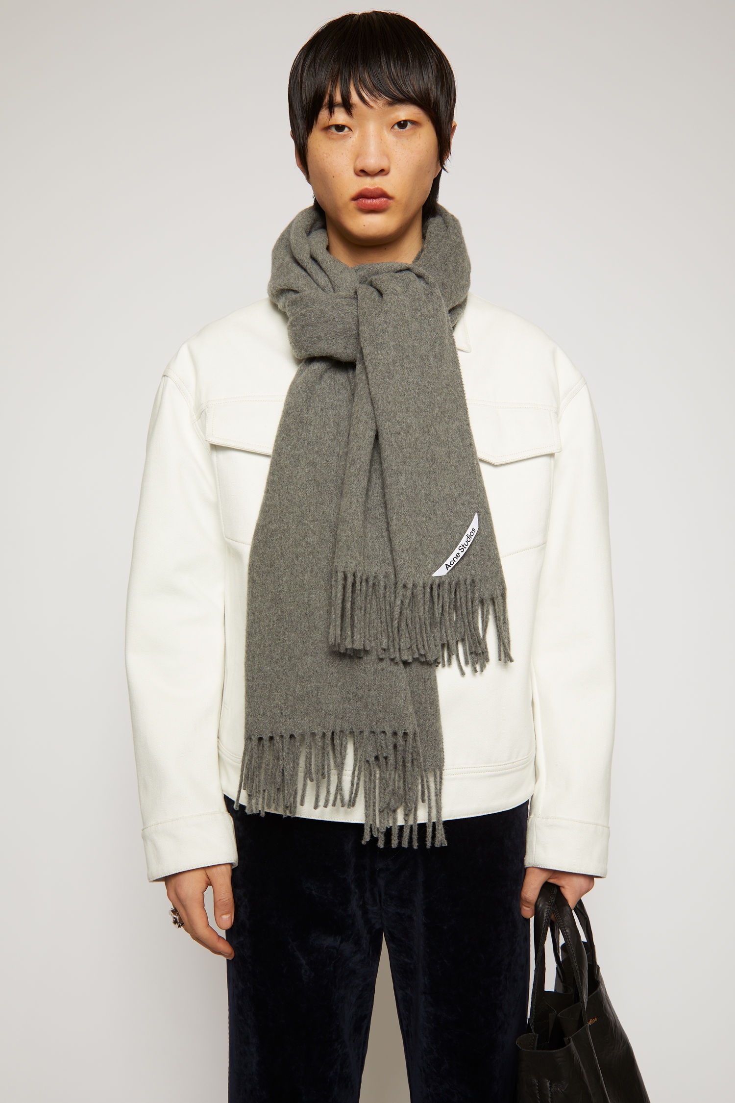 Oversized wool scarf grey melange - 4