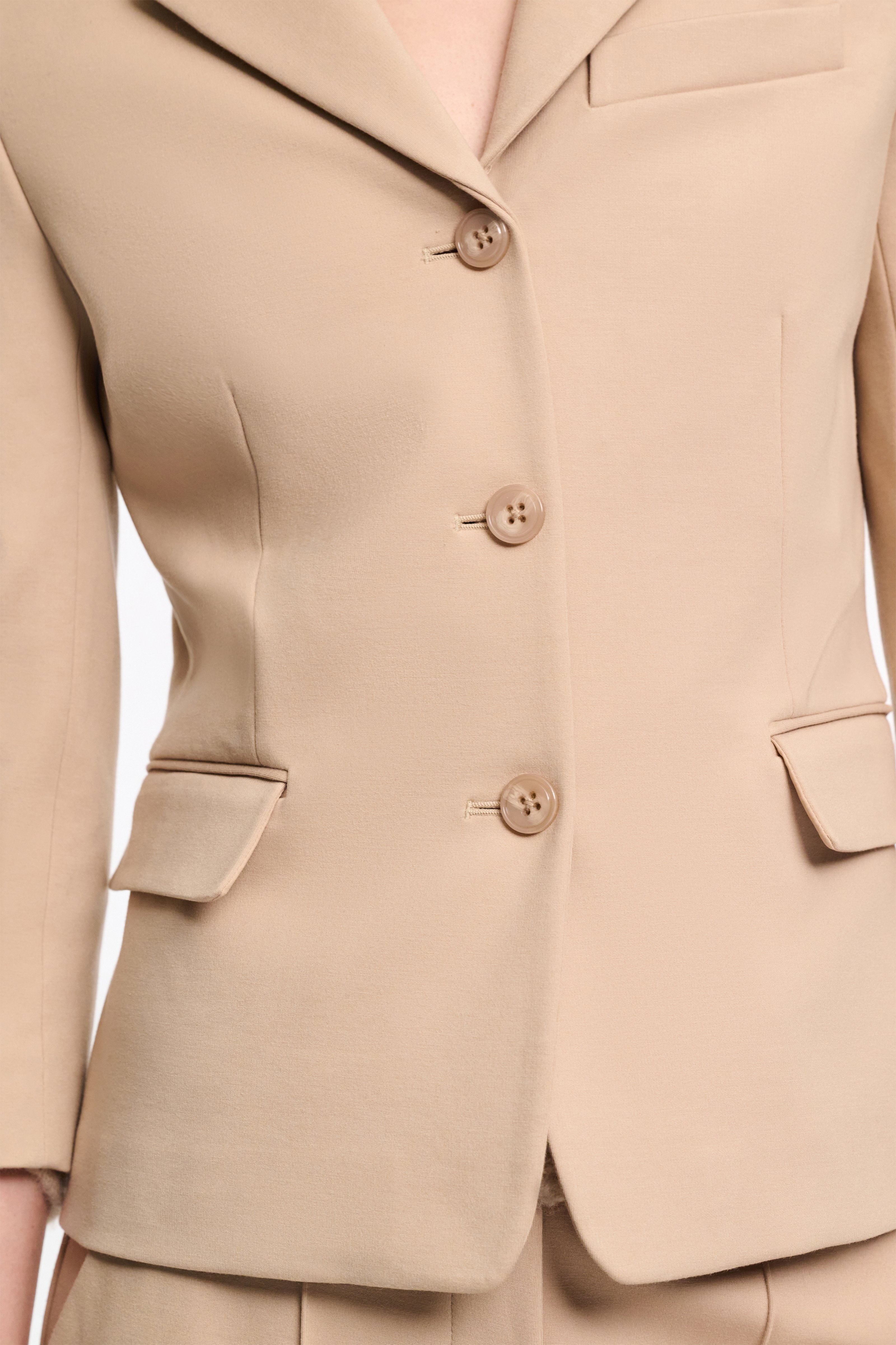 EMOTIONAL ESSENCE jacket - 5