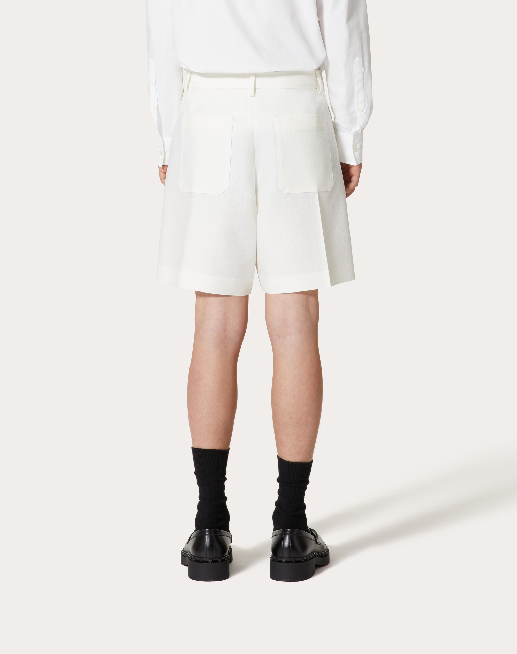 【関税込み】VALENTINO GARAVANI SILK BERMUDA SHORT Valentino Garavani Bermuda Shorts In Silk With All-Over