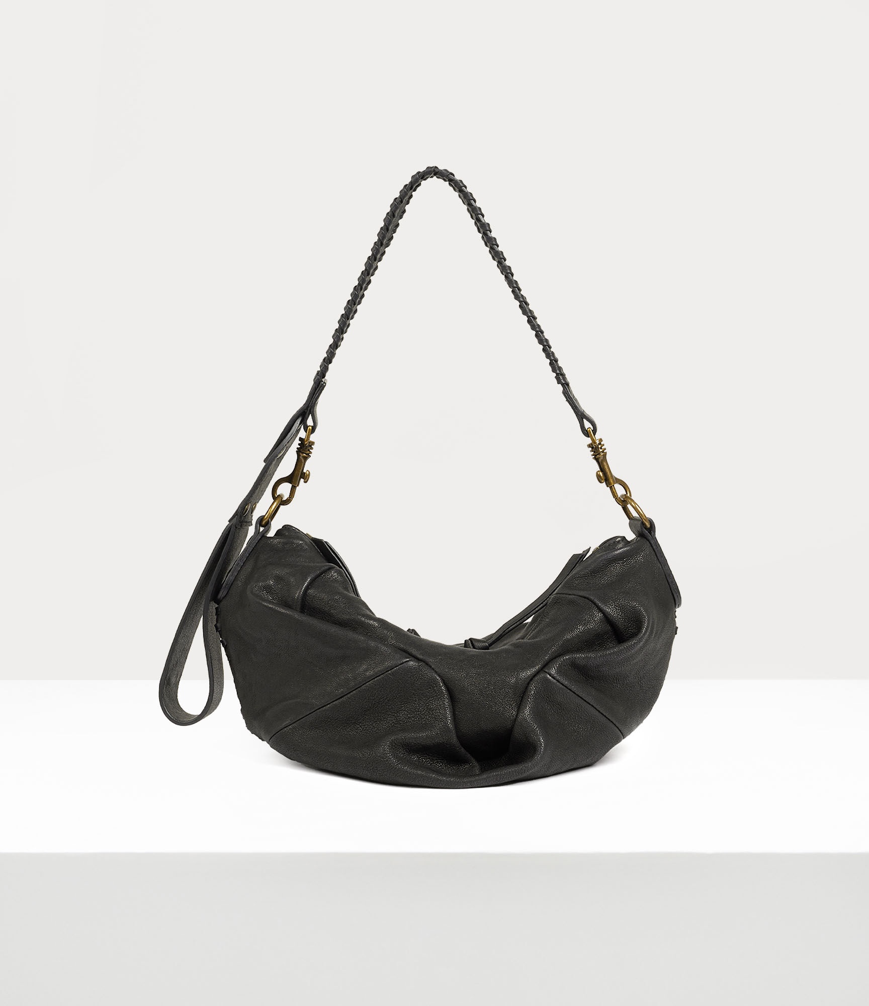 VIVIENNE WESTWOOD スモール アグネス ショルダーバッグ Vivienne Westwood Agnes ショルダーバッグ M | ブラック