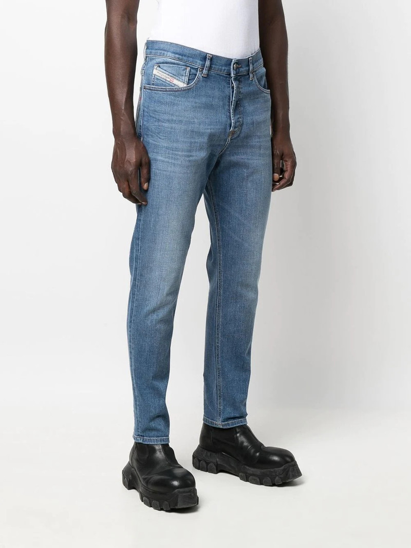 2005 skinny-cut jeans 3