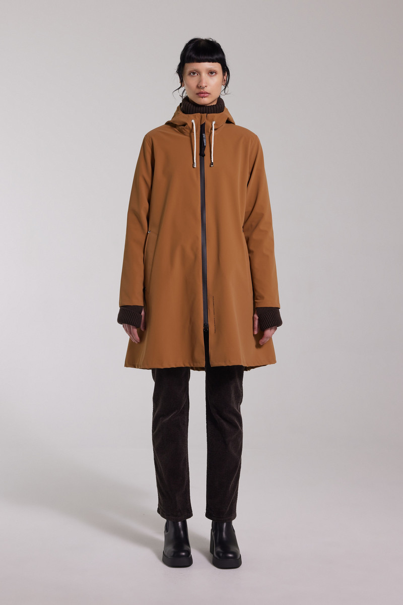 Mosebacke Lightweight Matte Zip Raincoat Cognac 1