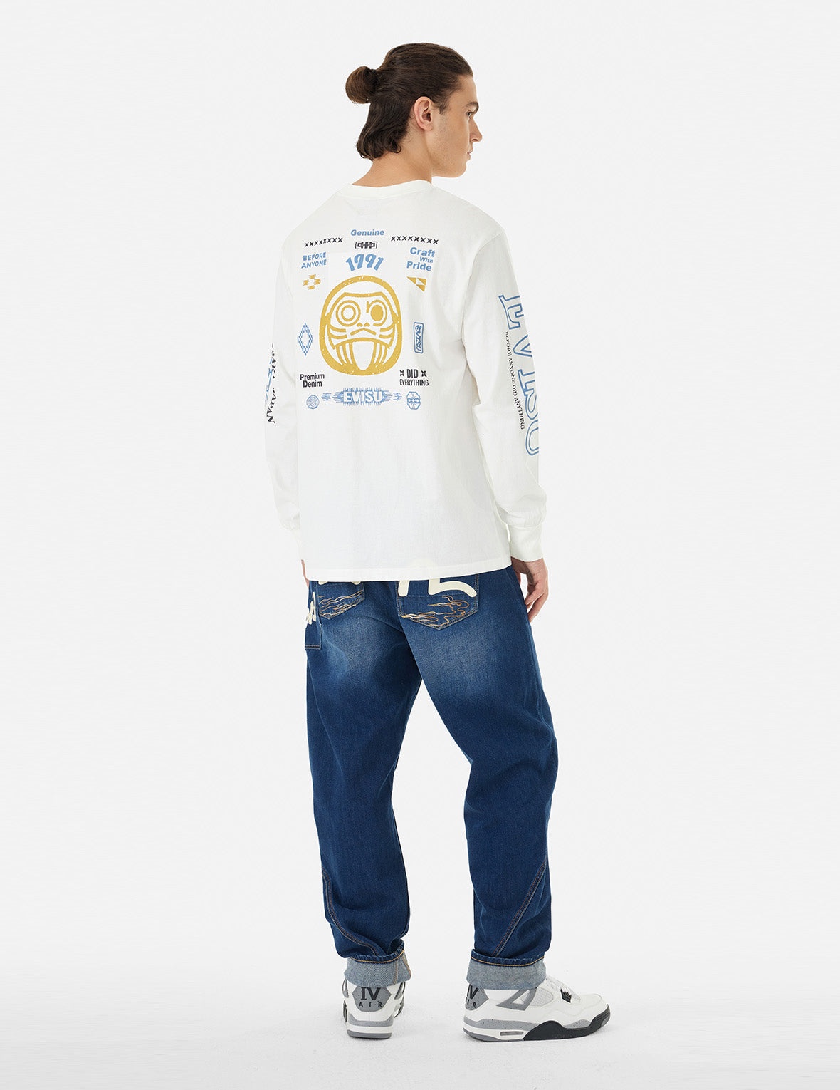 Daruma and Logo Print Fashion Fit Long-Sleeve T-Shirt - 3