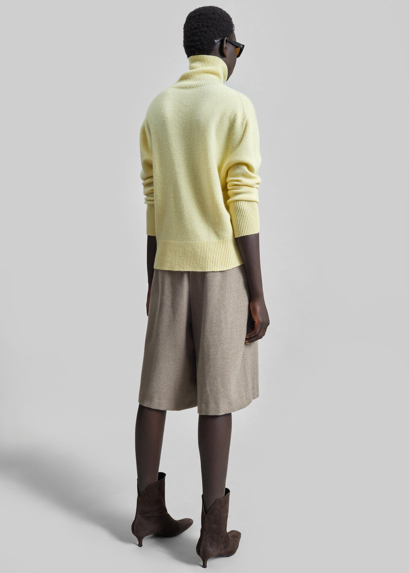 Alster Wool Turtleneck Sweater - Yellow 5