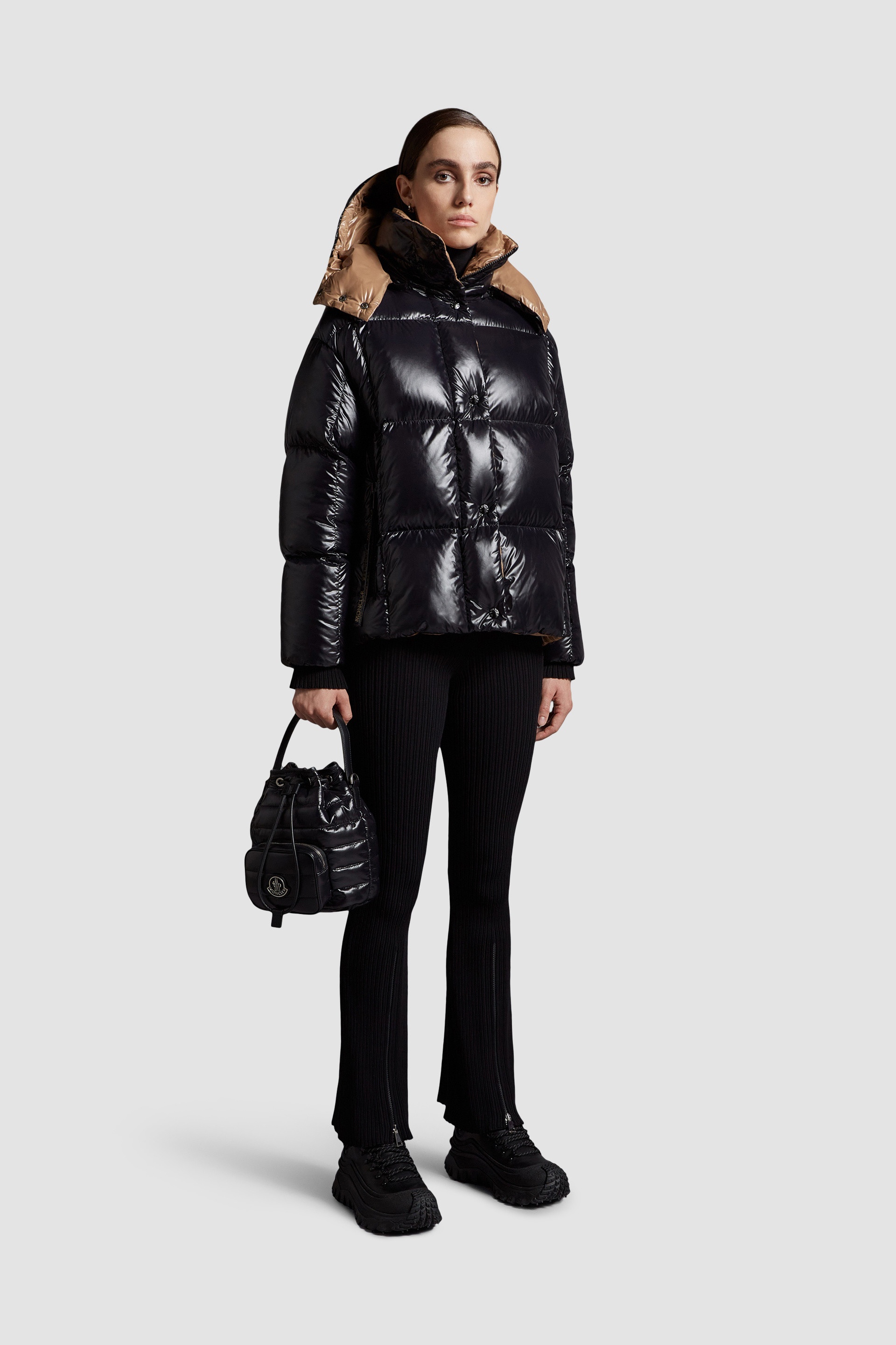 ★【MONCLER】Piumino corto Parana con cappuccio★ダウン Moncler Parana Short Down Jacket | Saks Fifth Avenue