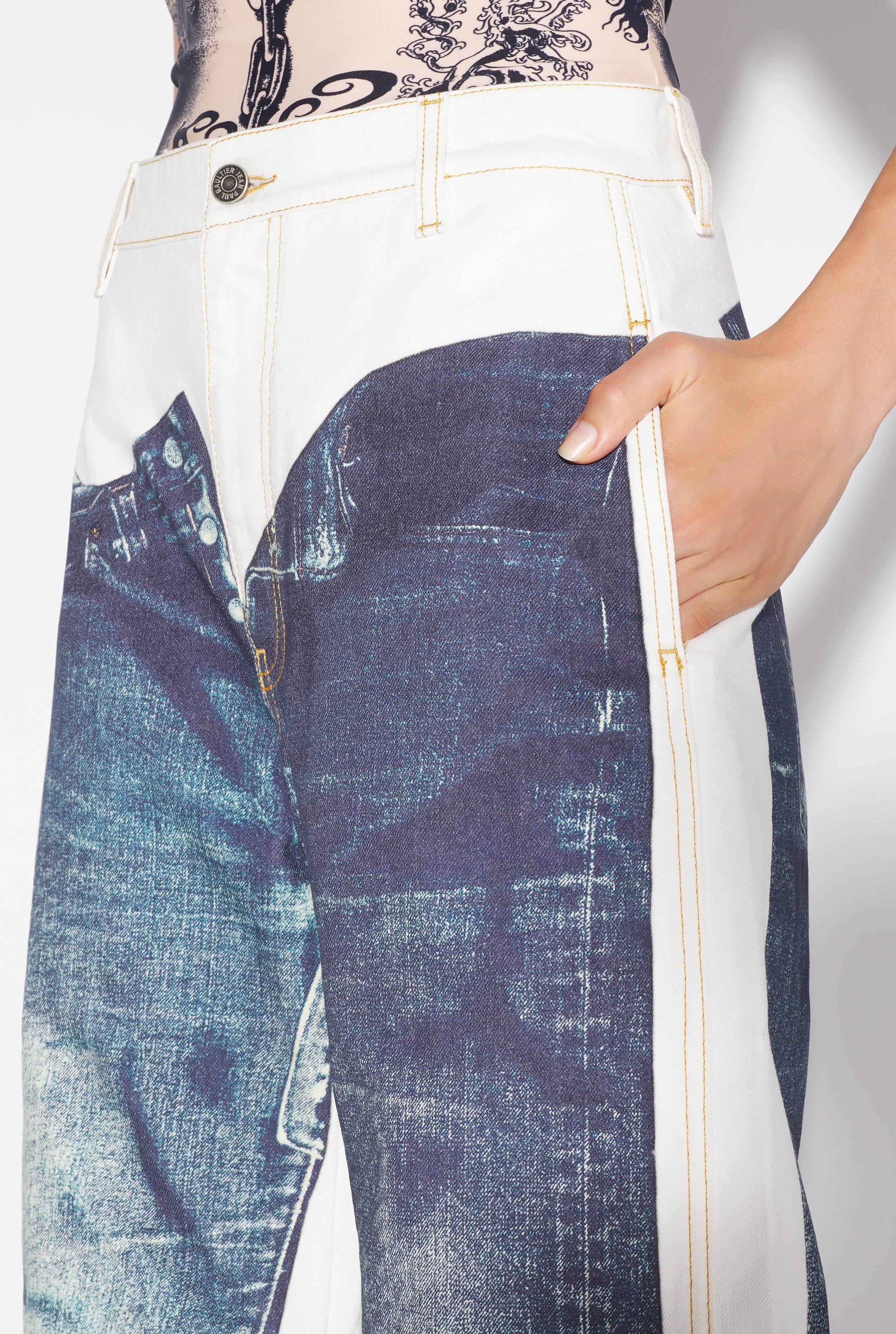 THE WHITE TROMPE L’OEIL DENIM JEANS - 4