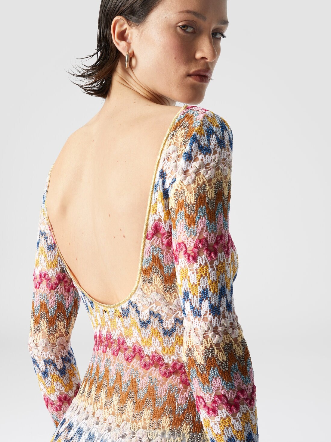 Long dress in lamé viscose lace with open back - 5