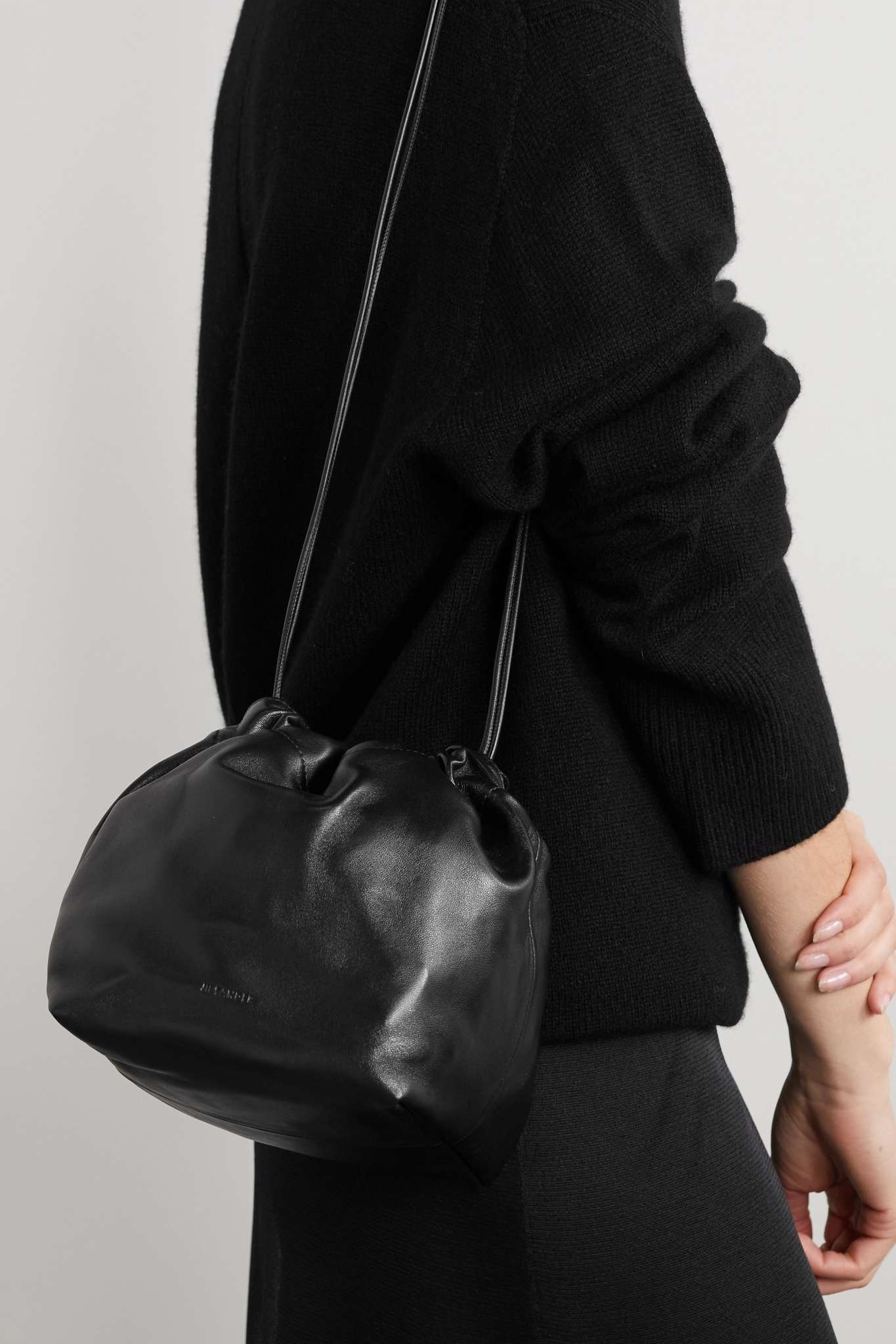 Gathered leather bucket bag - 2