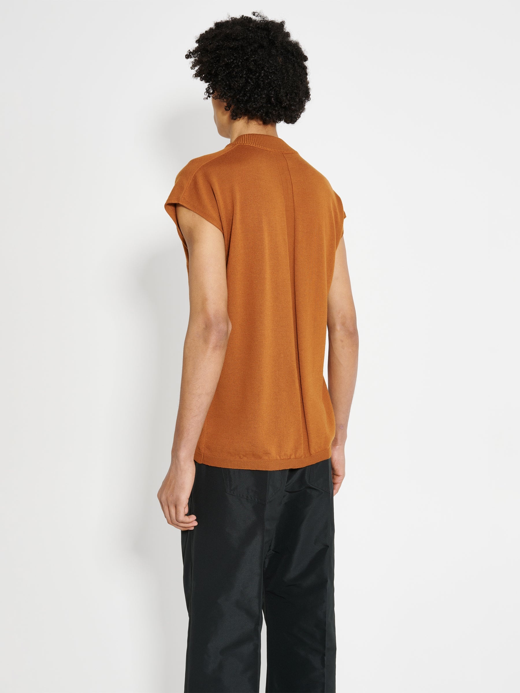 RICK OWENS SHORT SLEEVE V-NECK CLAY - 4