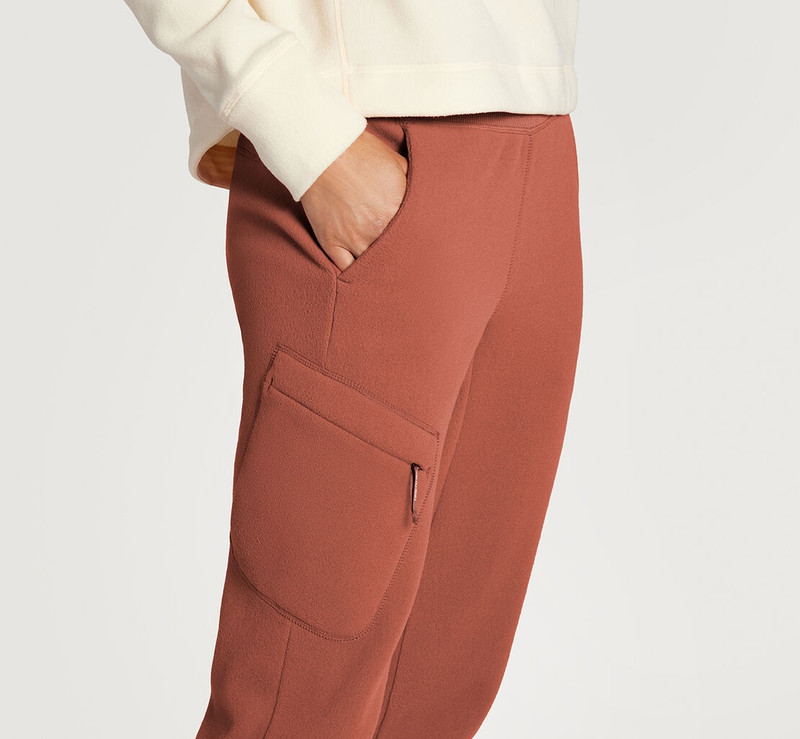 HOKA Women's Fleece Jogger outlook