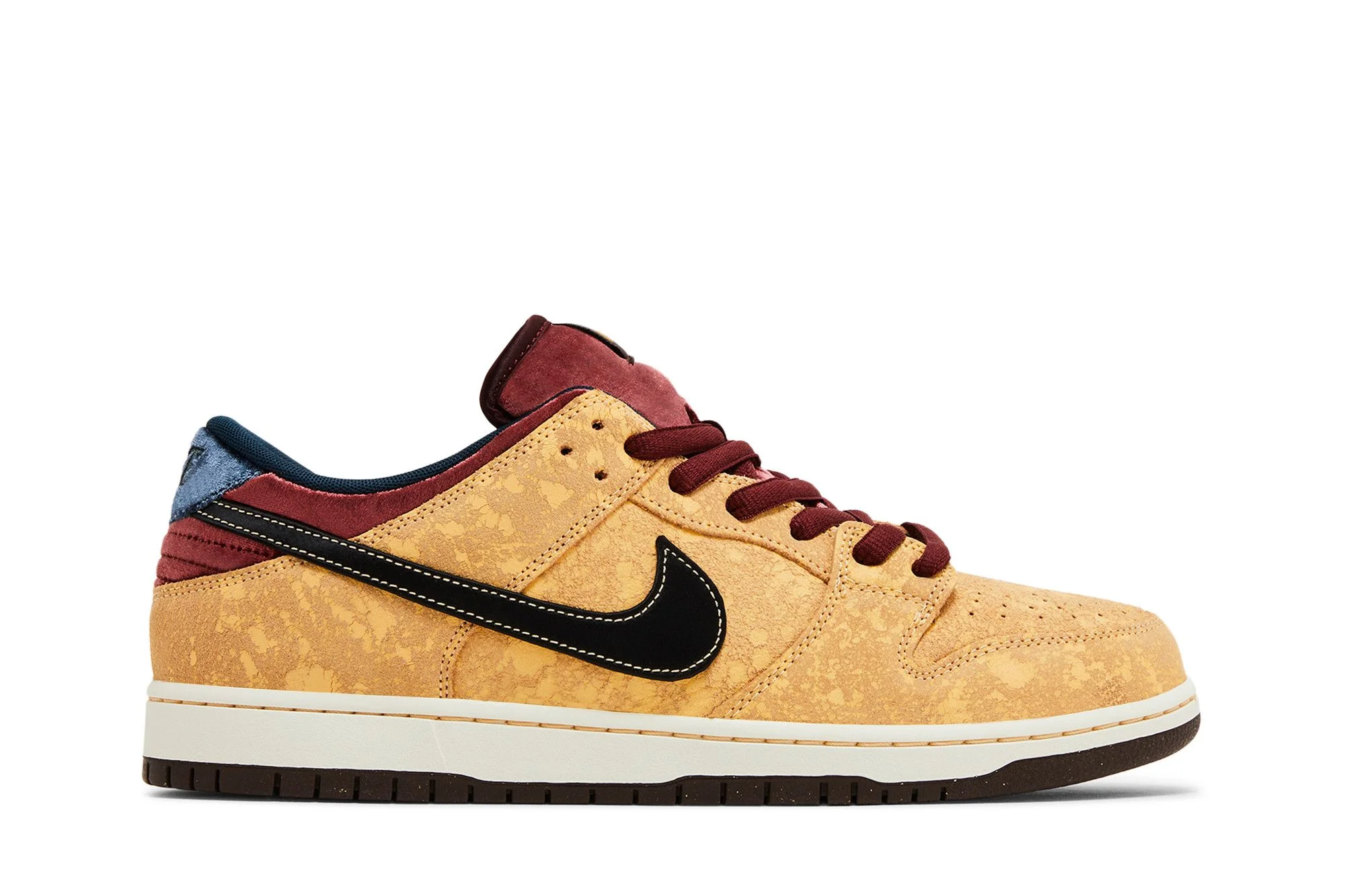 Dunk Low SB 'City of Cinema' - 1