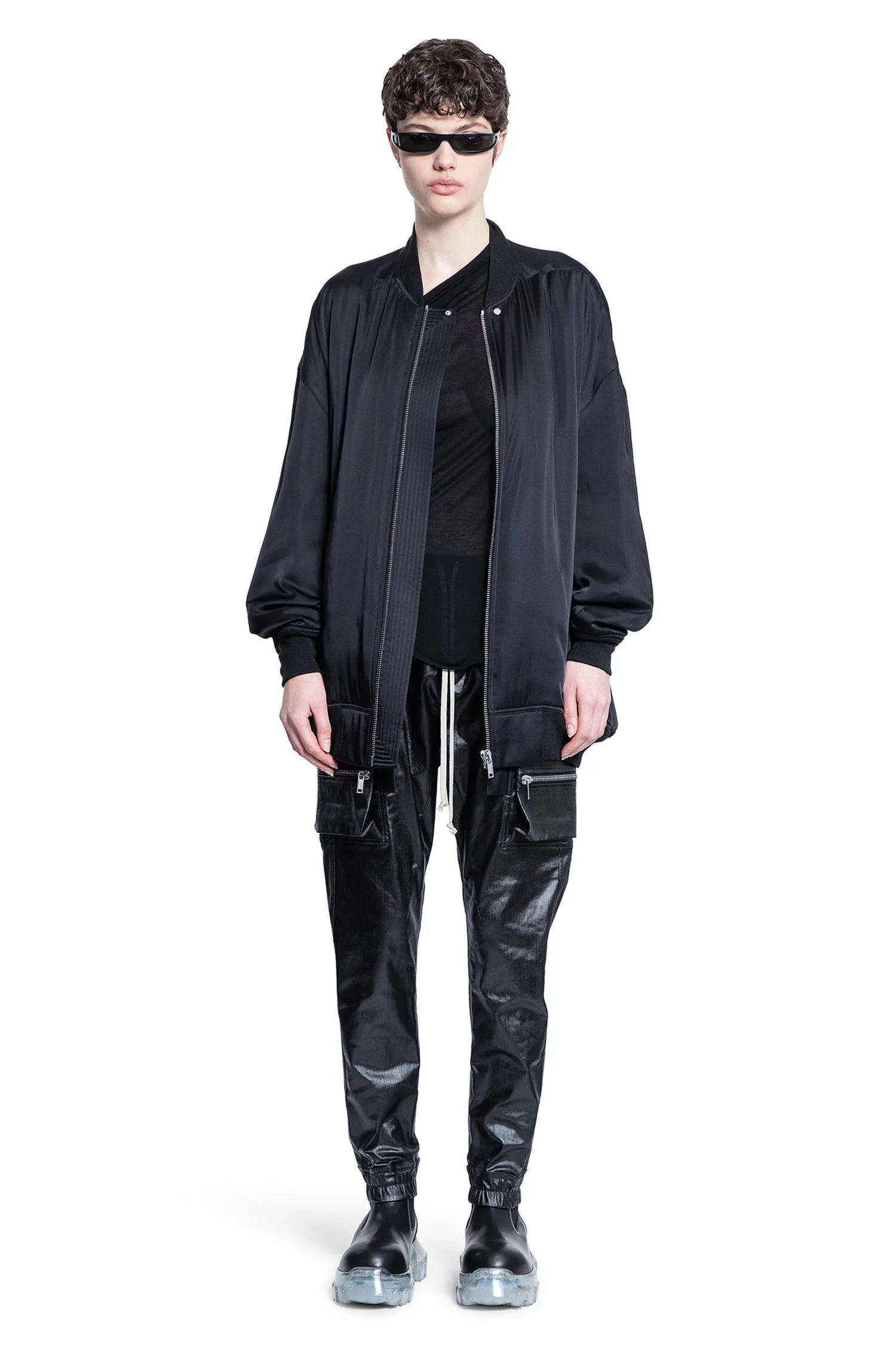 Hollywood-Peter-Flight-In-Washed-Charmeuse - 4