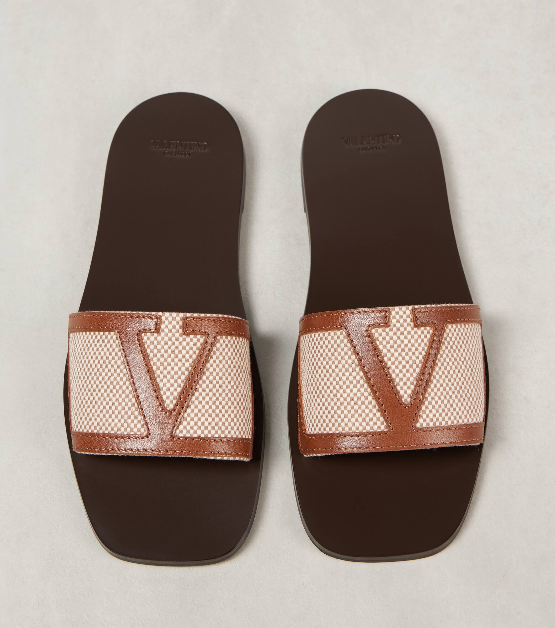 Viva Superstar leather-trimmed slides - 5