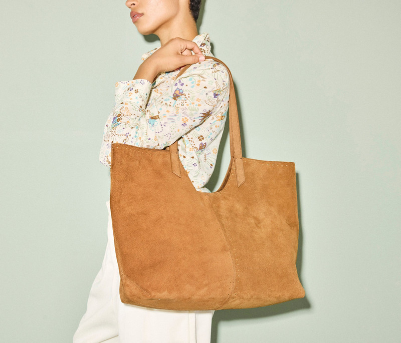 FRĒDA SALVADOR AVERY LARGE SUEDE TOTE outlook