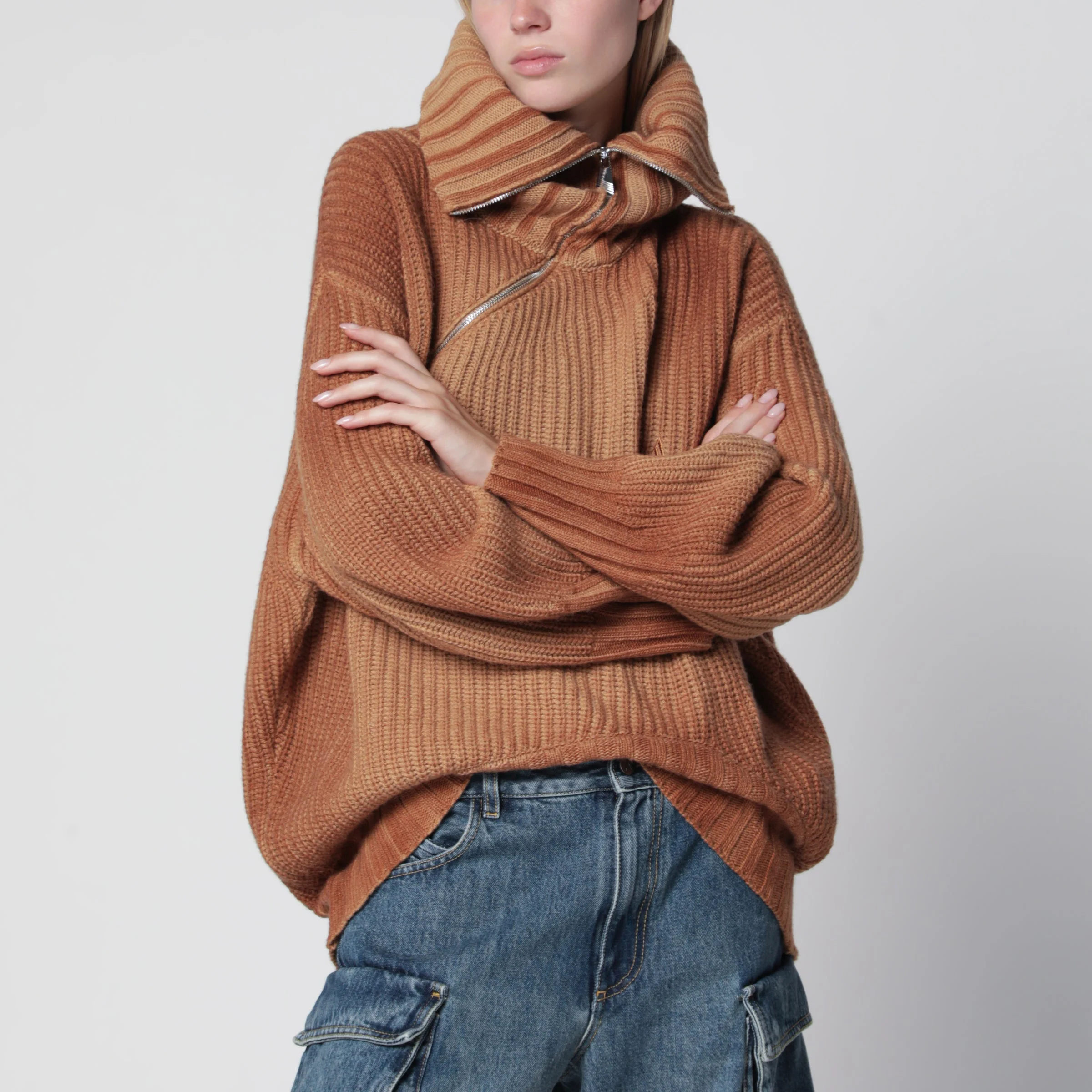 Camel wool and cashmere sweater with asymmetric zip - 1